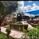 LINDO FLAT com PARQUE AQUÁTICO PERTO DO CENTRO DE CALDAS NOVAS!
