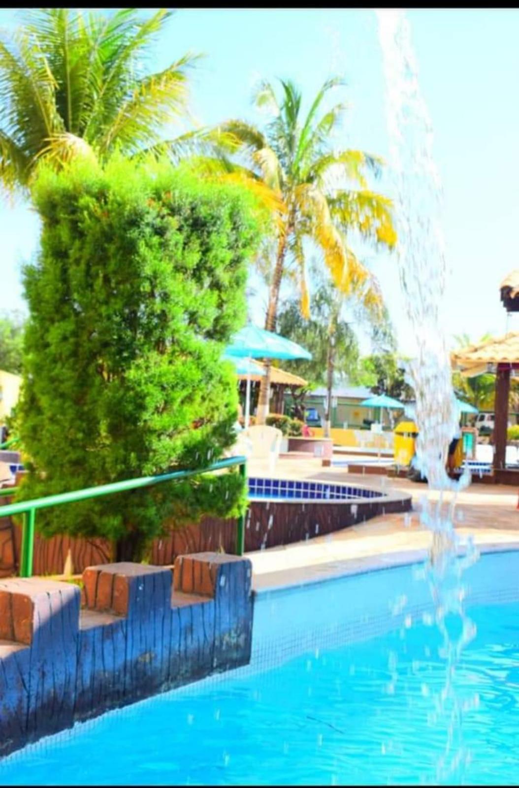 Flat Temporada Perto Singapura Shopping Com 7 Piscinas, Bar Molhado, Restaurante - A 3 Min Centro De Caldas Novas! * Caldas Novas